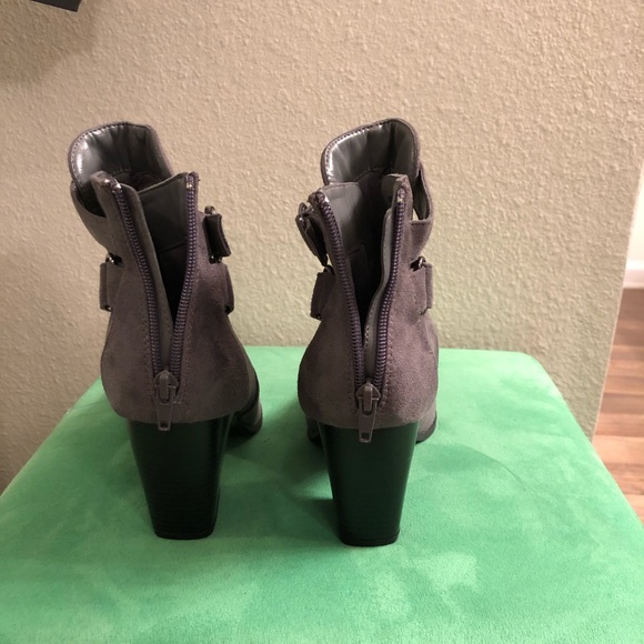 Bootie - Picture 4 of 4